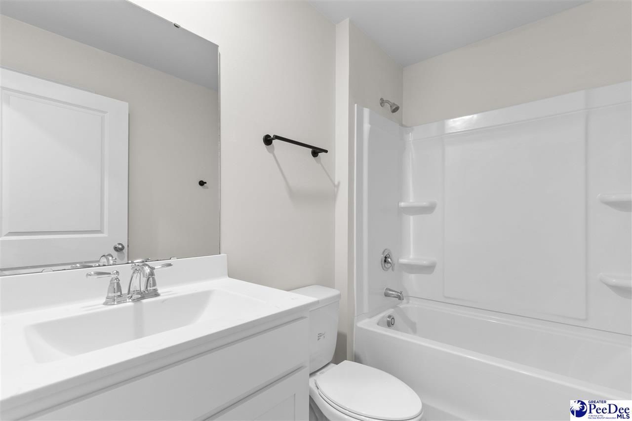 561 Woodland Farms Cir Photo 26