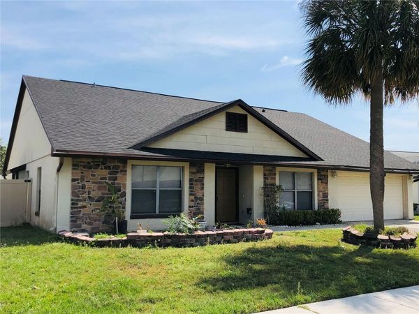 1005 AVILES COURT , OVIEDO, FL 32765