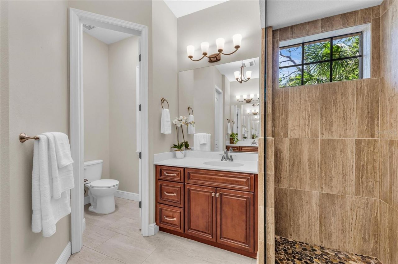 5911 River Forest Circle, Bradenton, FL 34203 Photo