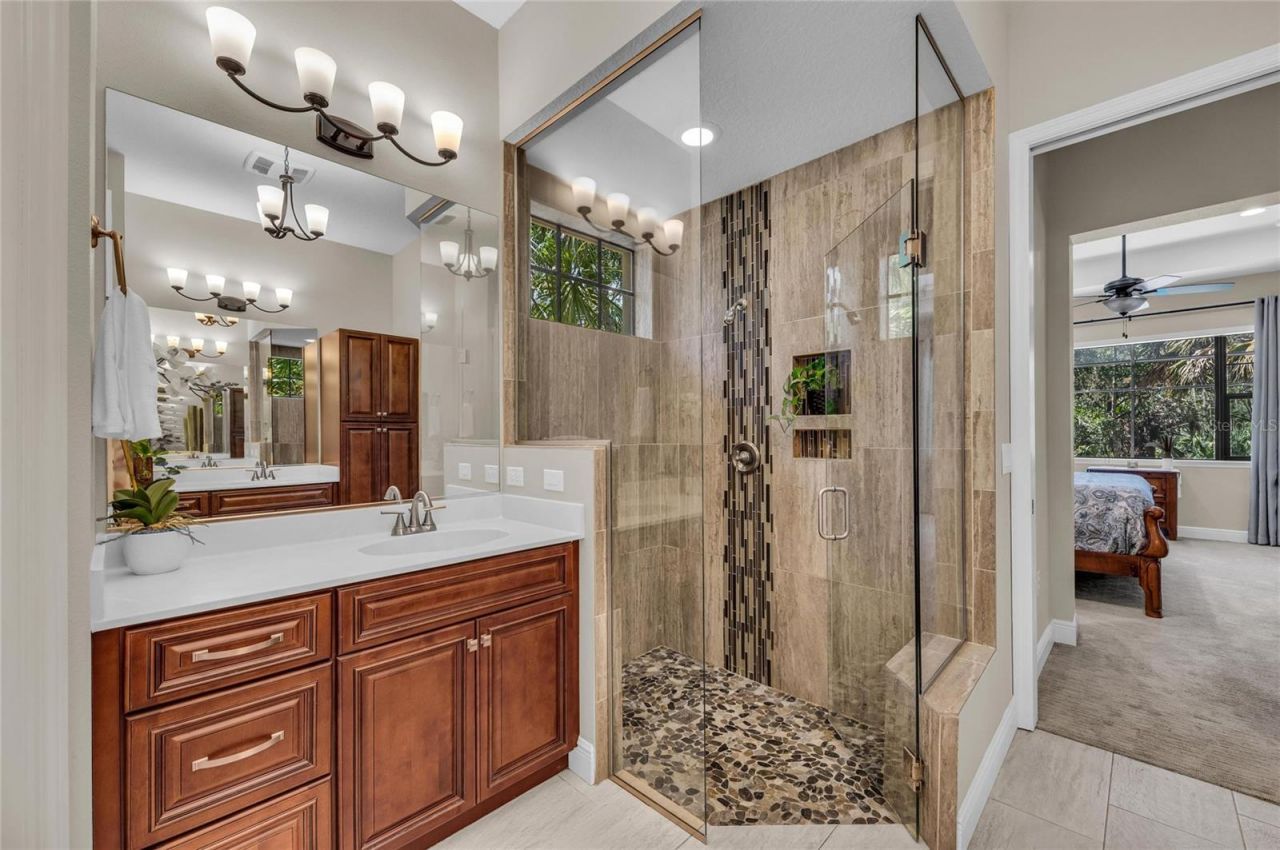 5911 River Forest Circle, Bradenton, FL 34203 Photo