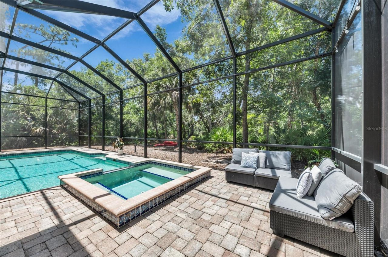 5911 River Forest Circle, Bradenton, FL 34203 Photo