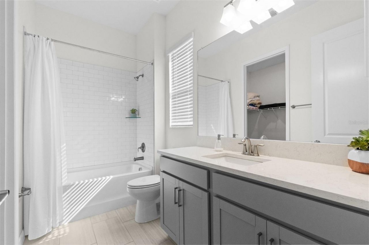 12211 Violet Jasper Drive, Parrish, FL 34219 Photo