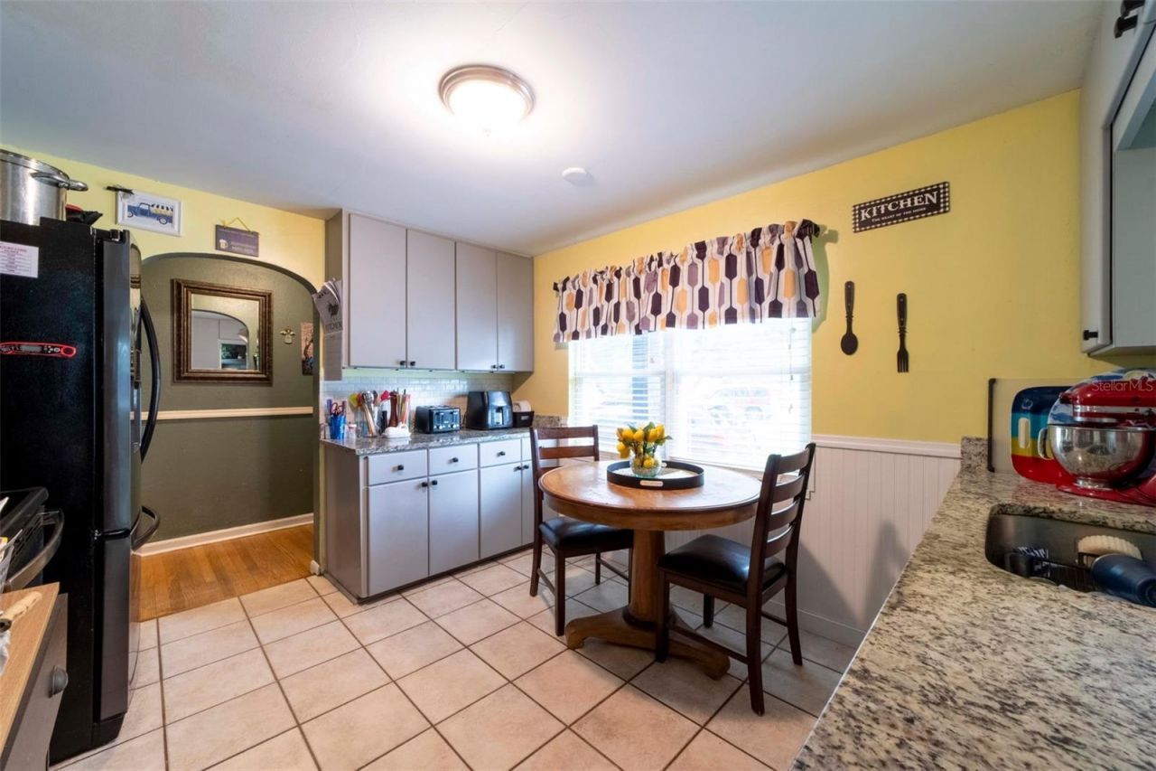 27 Volusia Drive, Debary, FL 32713 Photo