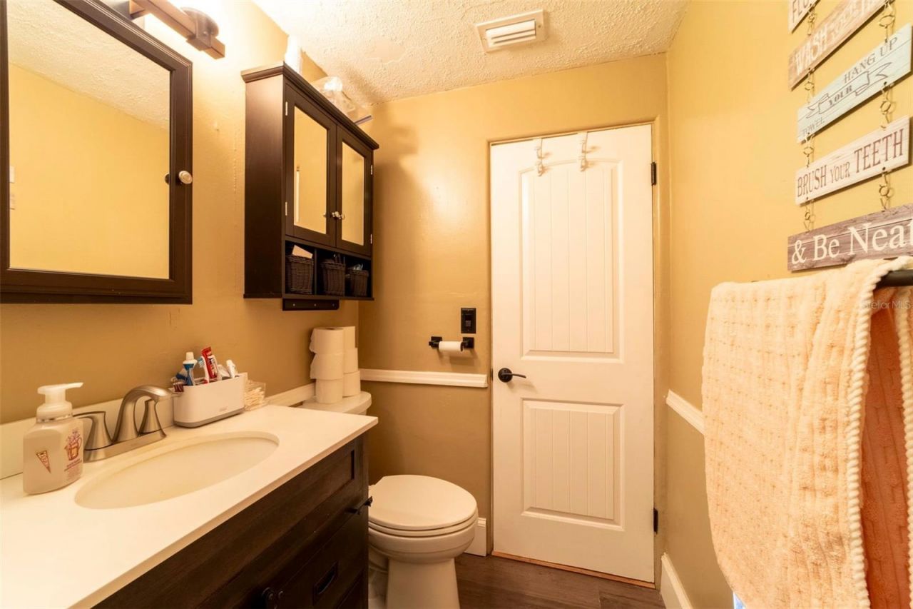 27 Volusia Drive, Debary, FL 32713 Photo