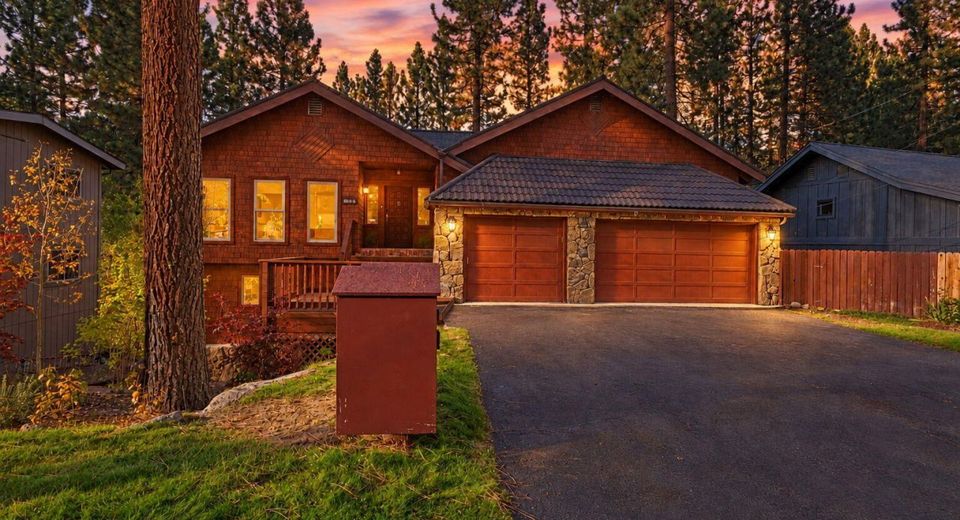 1092 Deer Cliff Drive, Zephyr Cove, NV 89448 Photo
