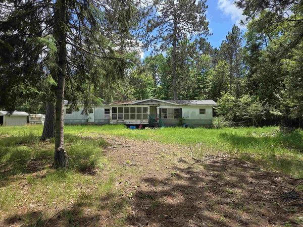 W12565 ISLAND LAKE LANE, Crivitz, WI 54114