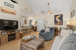 55 Seagrove Ct.  photo 4