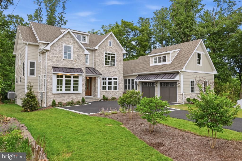 39 EAST STREET , DOYLESTOWN, PA 18901