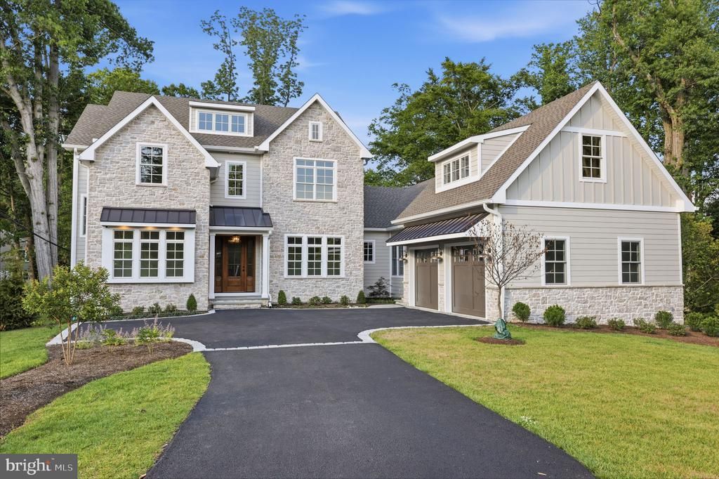 39 EAST STREET , DOYLESTOWN, PA 18901