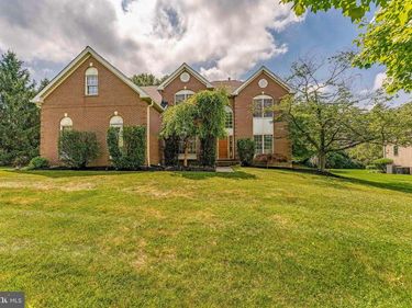 2069 SAINT ANDREWS DRIVE, BERWYN, PA 19312