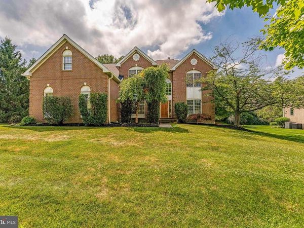 2069 SAINT ANDREWS DRIVE, BERWYN, PA 19312