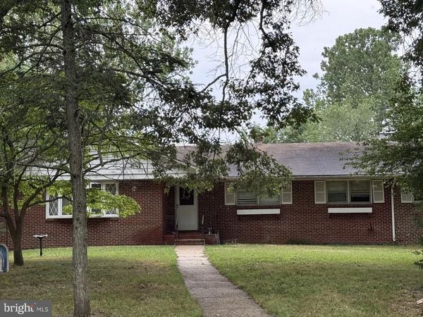 272 POINTVILLE ROAD, PEMBERTON, NJ 08068