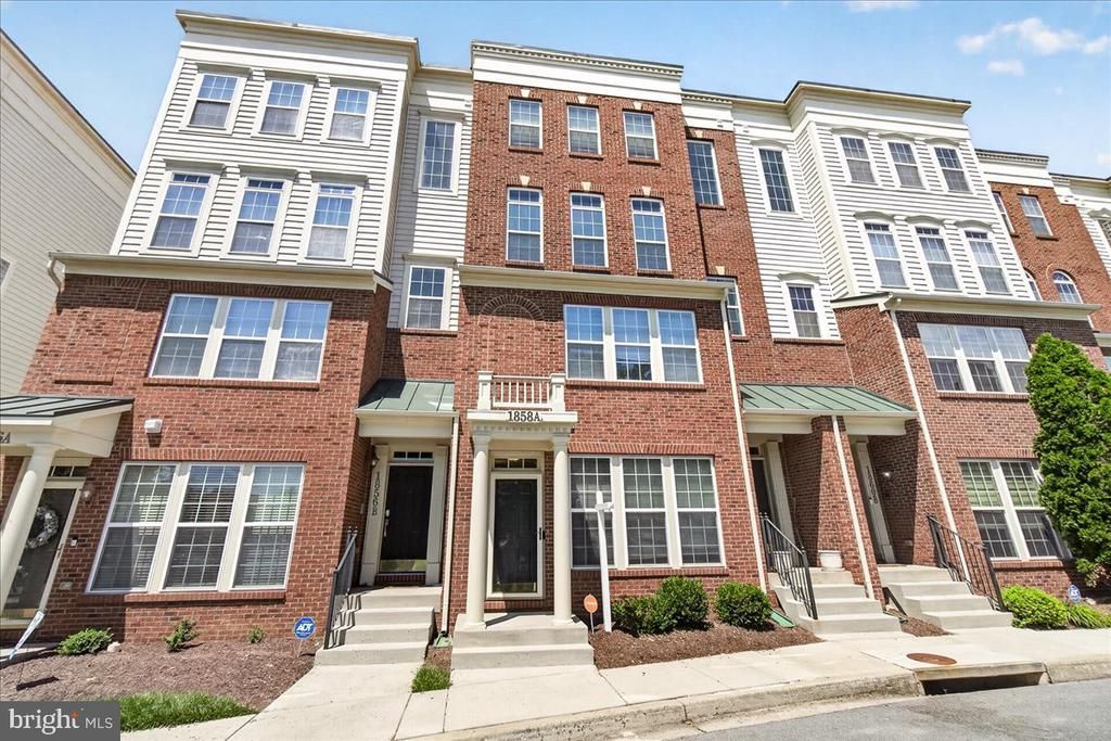 1858 A MONOCACY VIEW CIRCLE, FREDERICK, MD 21701