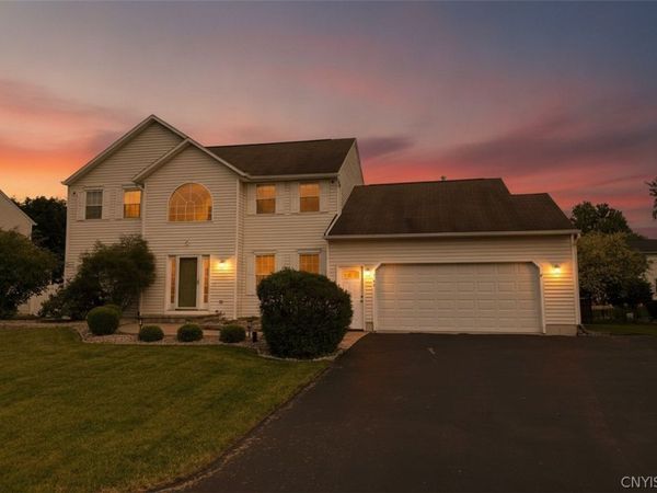 4194 Chokecherry, Liverpool, NY 13090