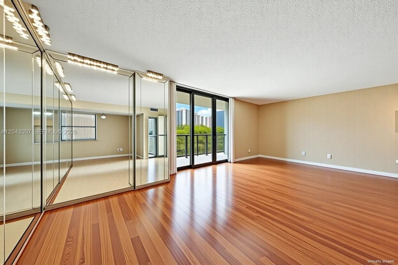 18181 NE 31st Ct , Unit 506, Aventura, FL 33160 Photo