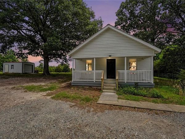2908 Littlebrook Road , Seagrove, NC 27341