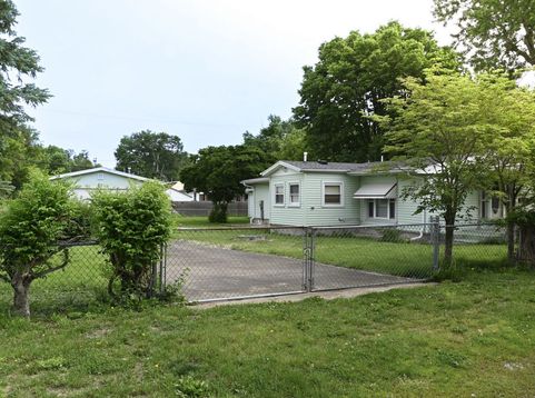 Main Photo