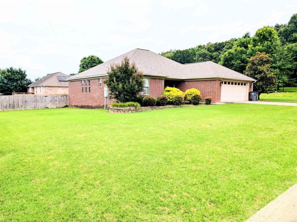 50 Rebecca Lane, Searcy, AR 72143