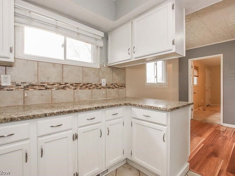 6119 Eaton Court, Bedford Heights, OH 44146 Photo 14