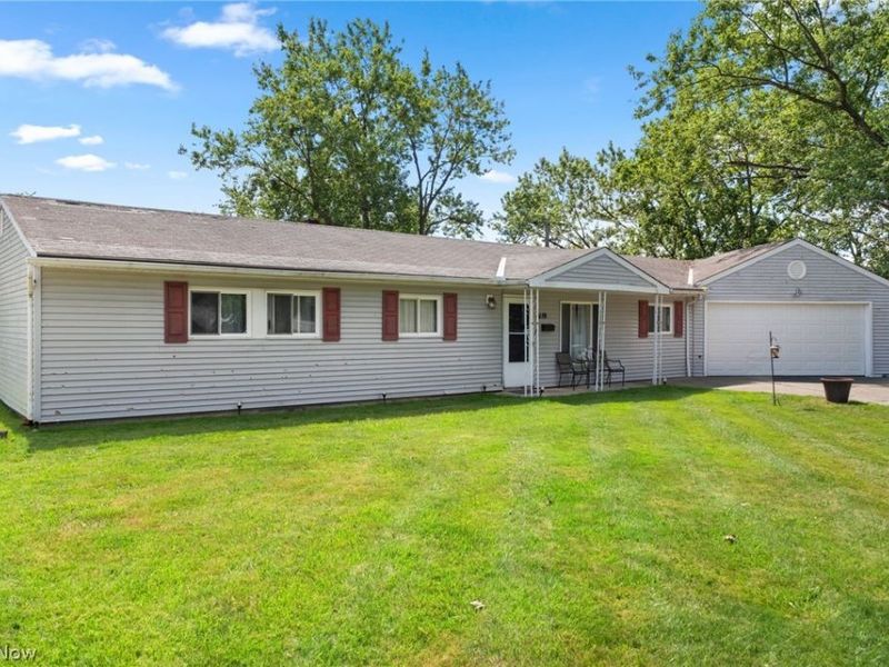 6119 Eaton Court, Bedford Heights, OH 44146 Photo 3