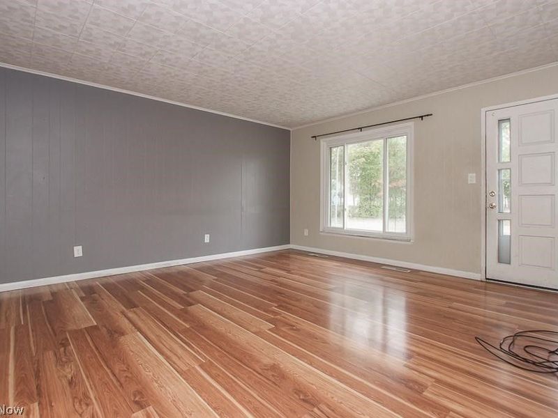 6119 Eaton Court, Bedford Heights, OH 44146 Photo 6