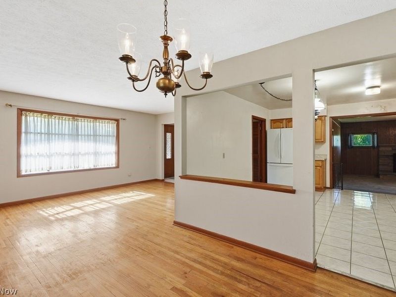 33305 W Sharondale Drive, Solon, OH 44139 Photo 8