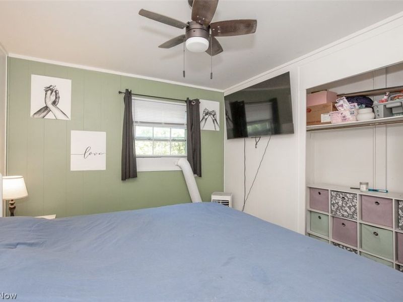 4144 Riverside Drive , Lorain, OH 44055 Photo 13
