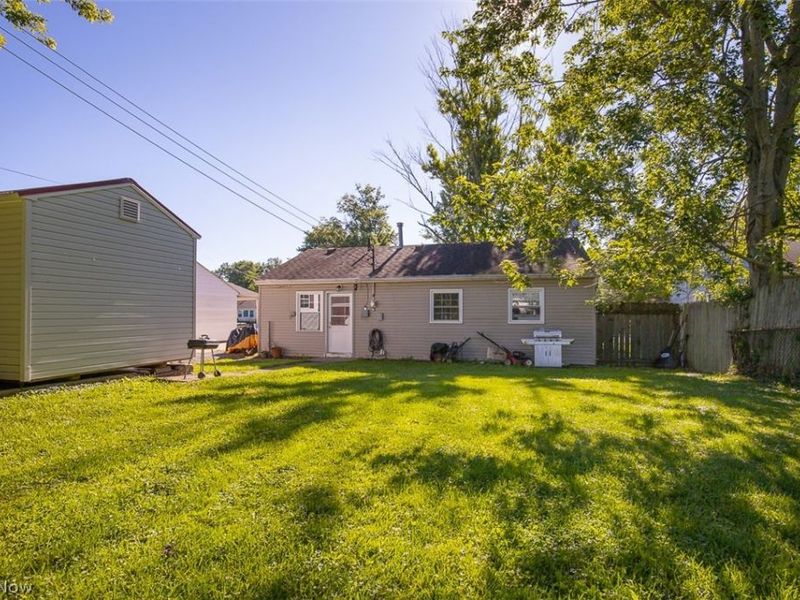 4144 Riverside Drive , Lorain, OH 44055 Photo 23