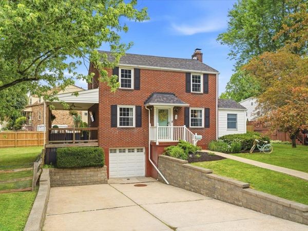 545 Glenrock Drive, Bethel Park, PA 15102