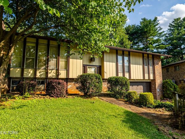 936 Devon Circle, Maryville, TN 37804
