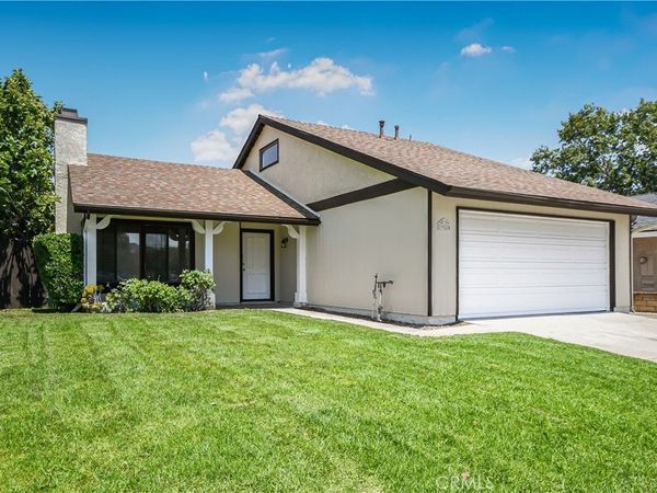 29524 Cambridge, Castaic, CA 91384