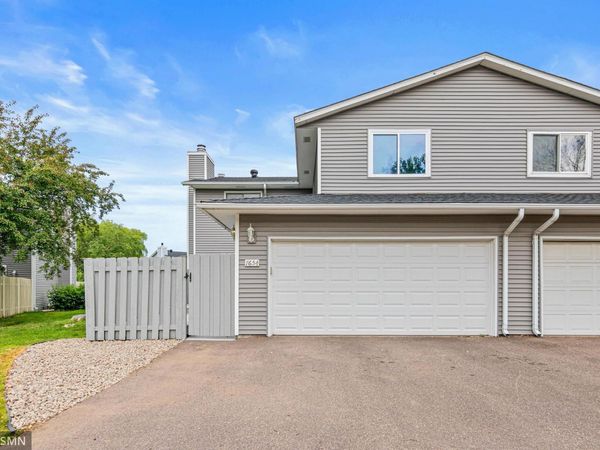 7654 Dunmore Road, Woodbury, MN 55125