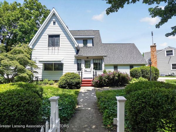 1716 Tecumseh River Road, Lansing, MI 48906