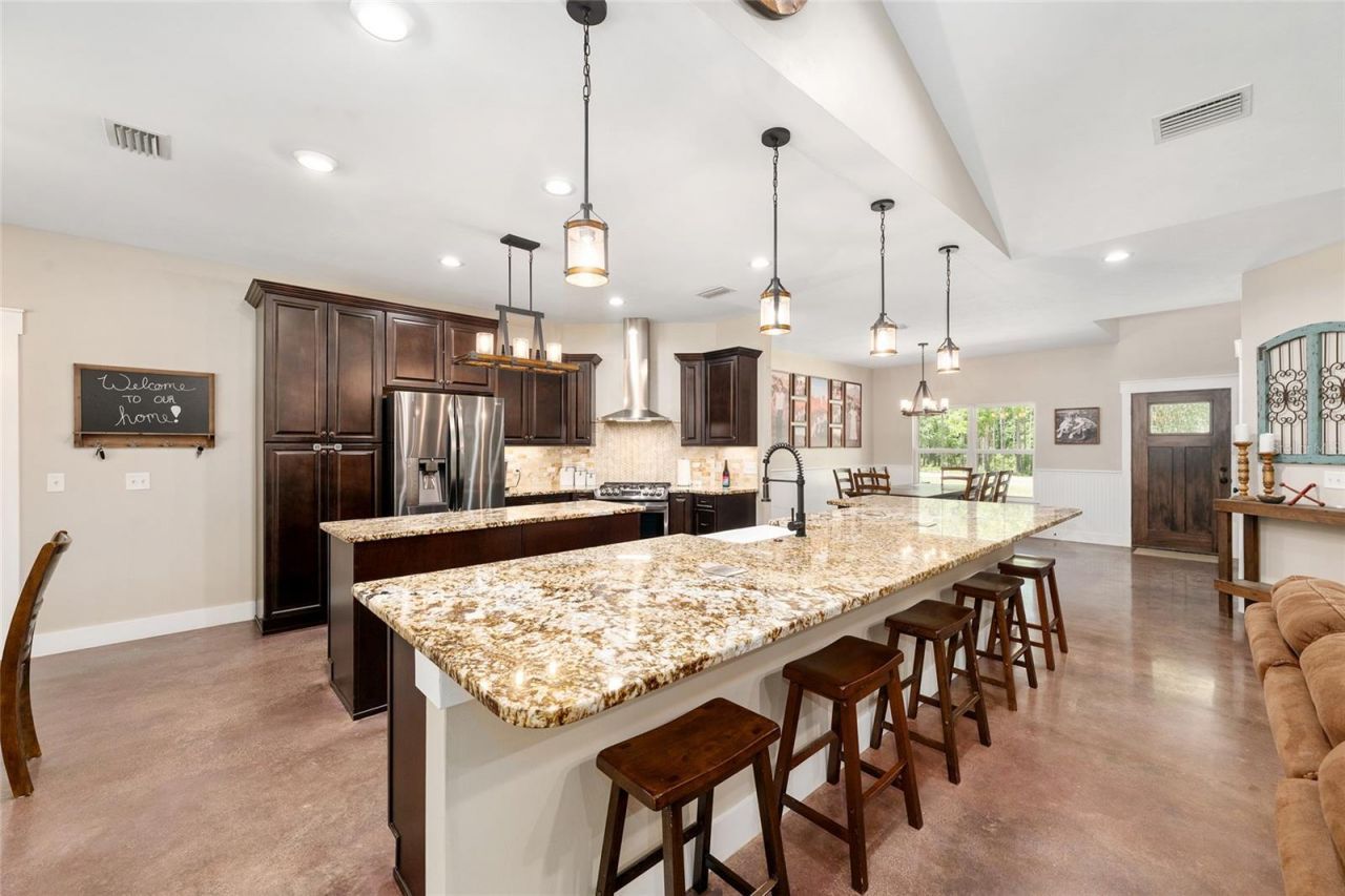 357 SW Conestoga Way, Fort White, FL 32038 Photo