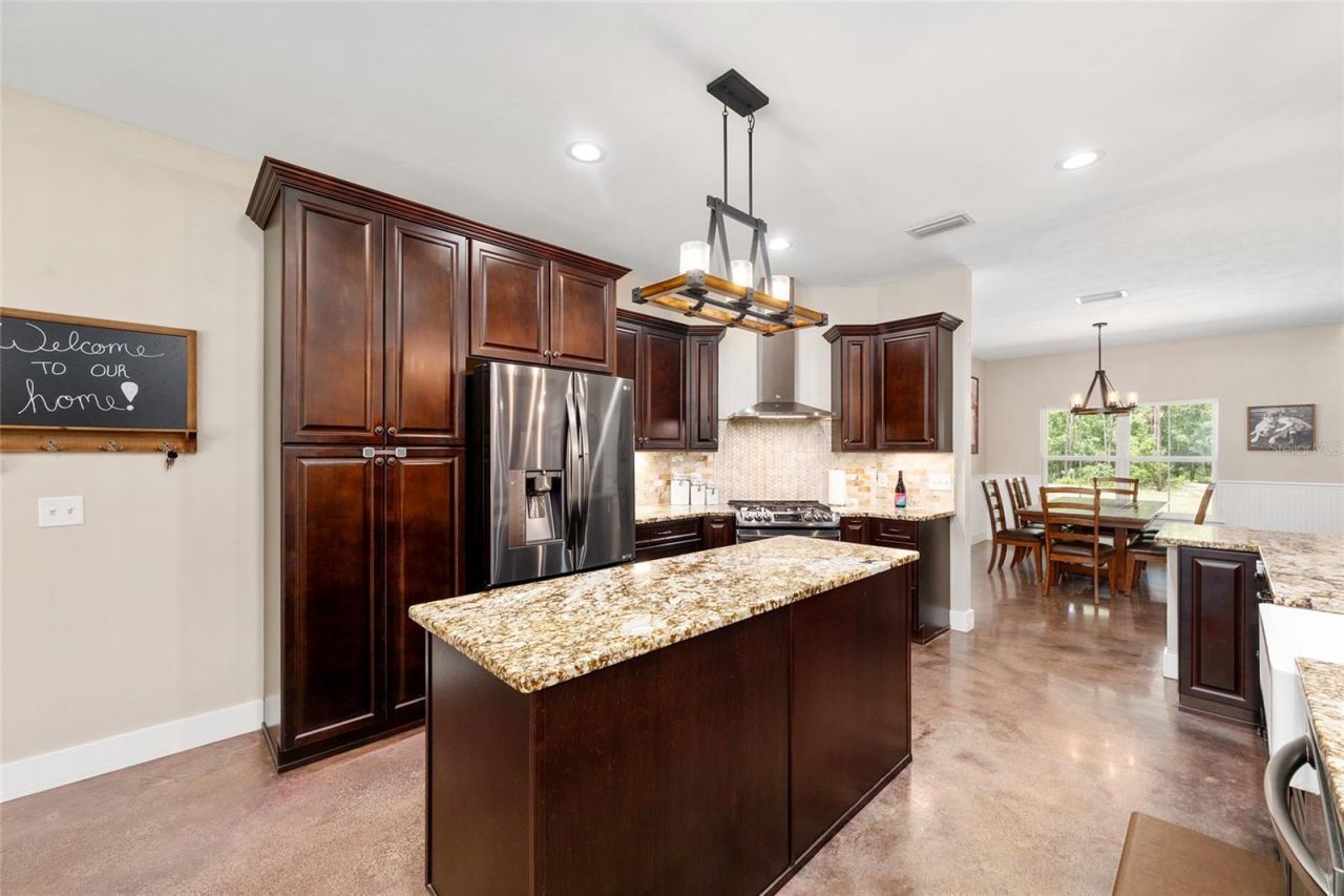357 SW Conestoga Way, Fort White, FL 32038 Photo