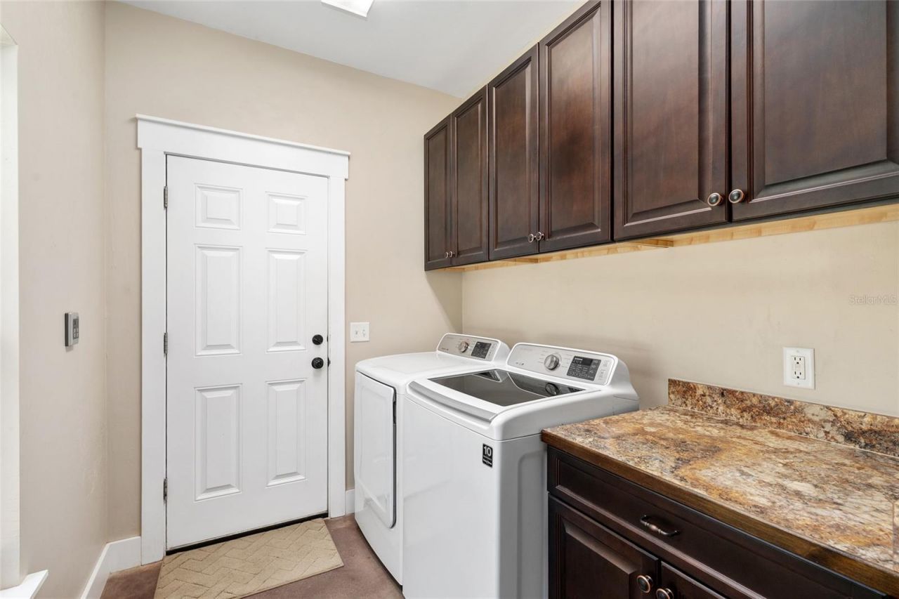 357 SW Conestoga Way, Fort White, FL 32038 Photo