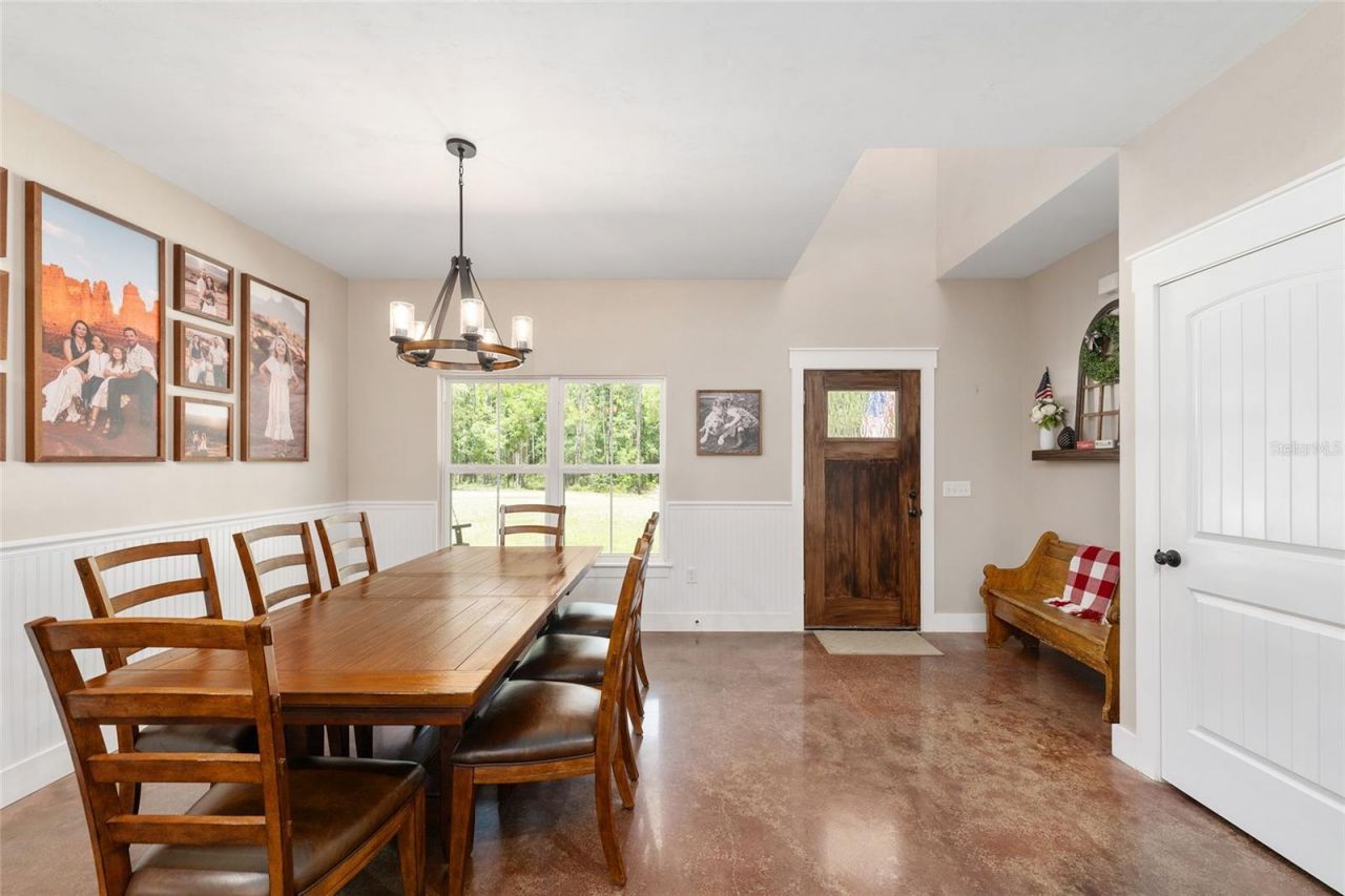 357 SW Conestoga Way, Fort White, FL 32038 Photo