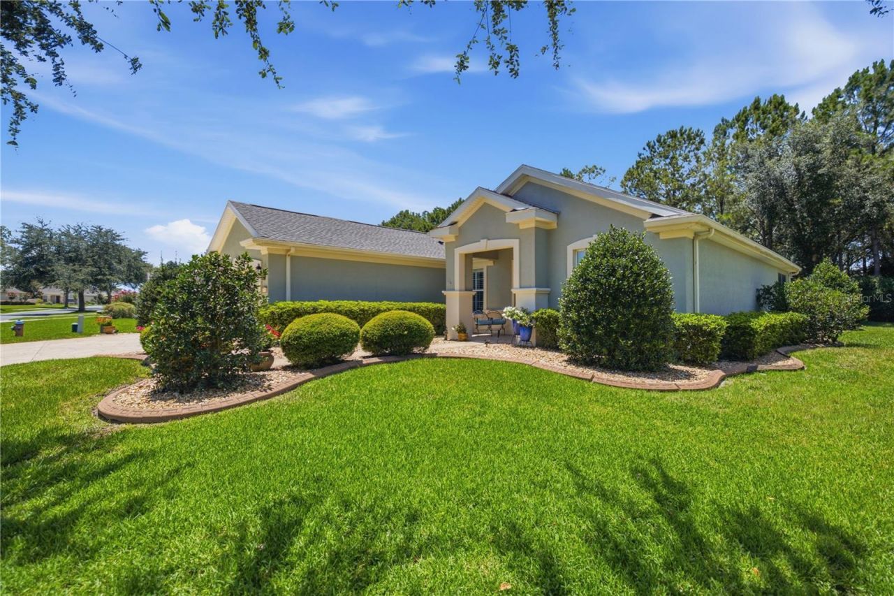 9383 SW 71st Loop, Ocala, FL 34481 Photo