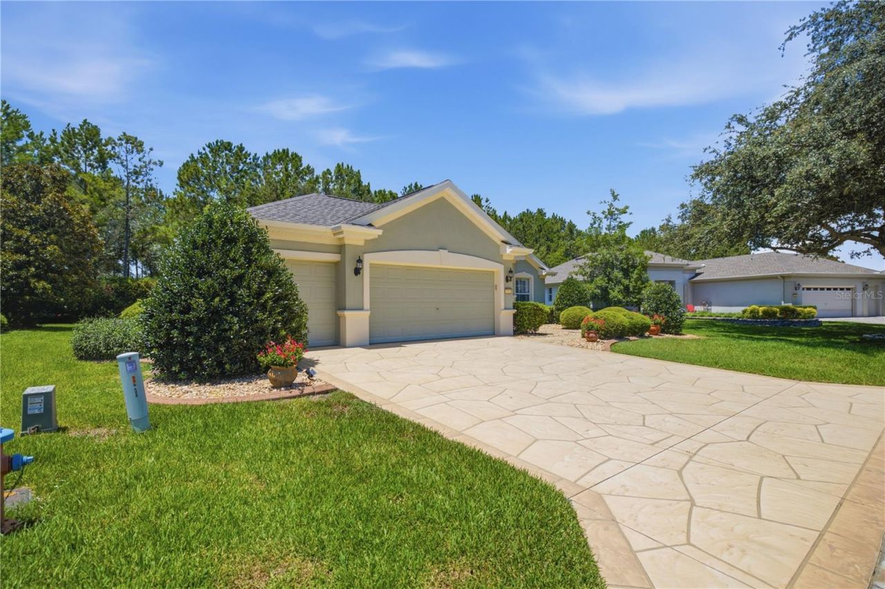 9383 SW 71st Loop, Ocala, FL 34481 Photo