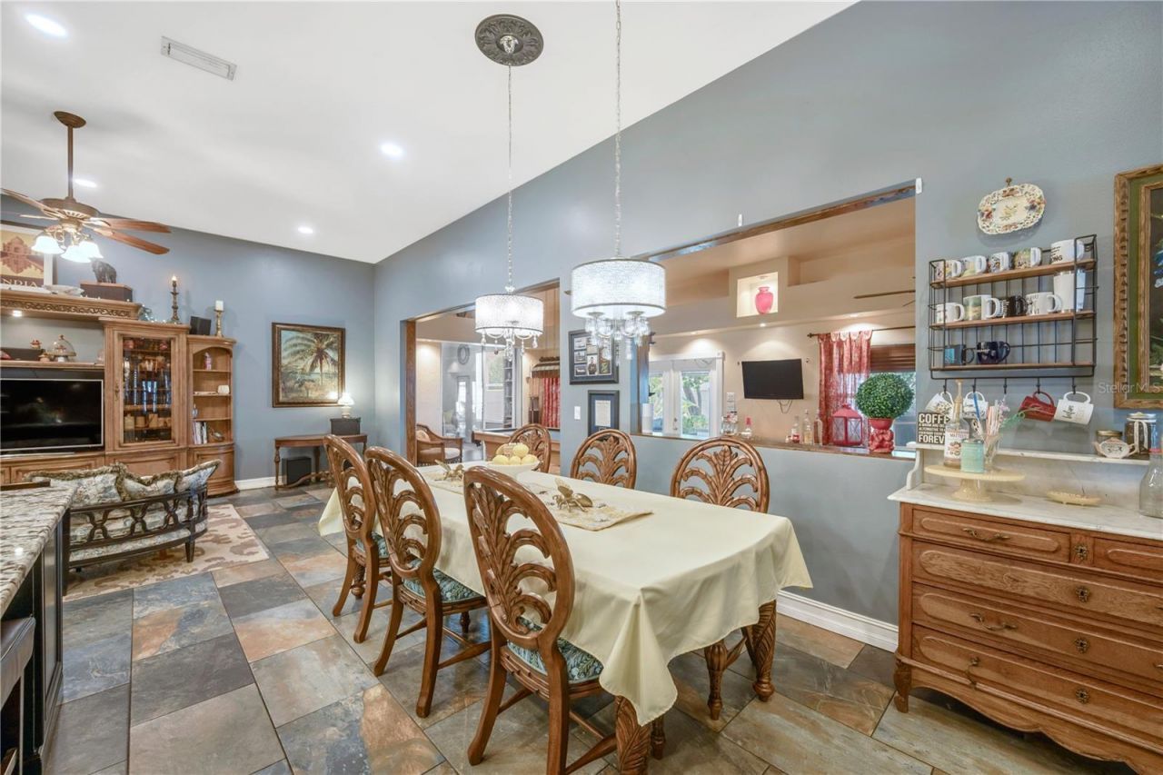 1128 Lumsden Trace Circle , Valrico, FL 33594 Photo