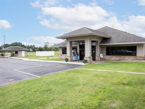 3600 Wayland Drive, Jackson, MI 49202