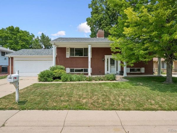 8447 W 24th Avenue, Lakewood, CO 80215