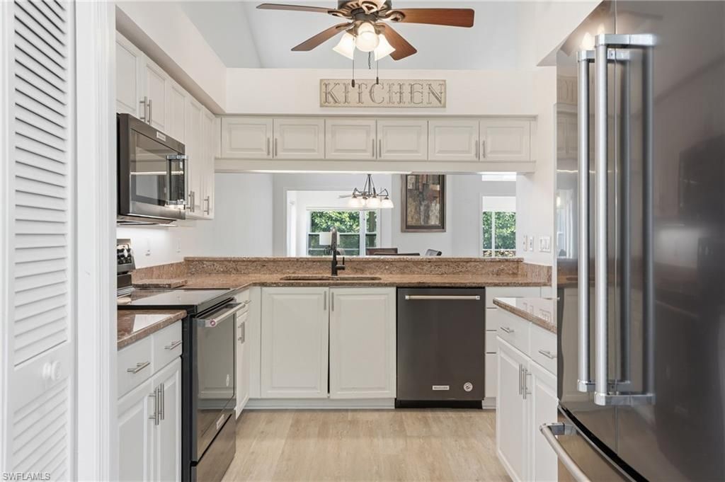 8185 Breton Cir, Fort Myers, FL 33912 Photo