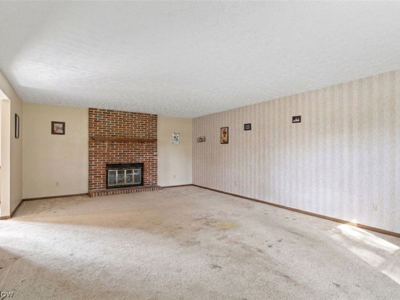 5050 Fox Ridge Drive, Green, OH 44720 Photo 5
