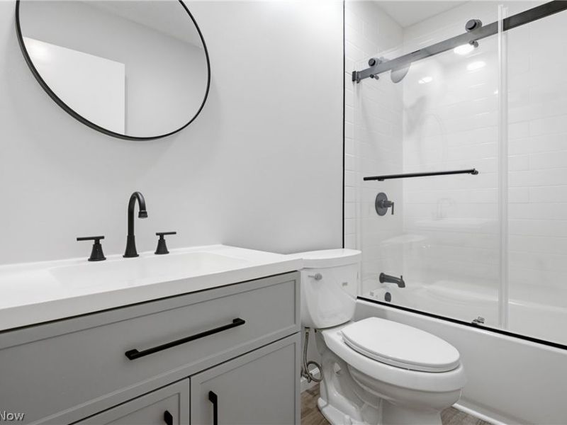 17933 Cliffside Drive, Strongsville, OH 44136 Photo 25