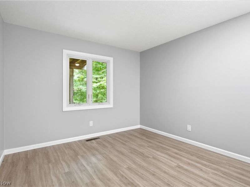 17933 Cliffside Drive, Strongsville, OH 44136 Photo 26