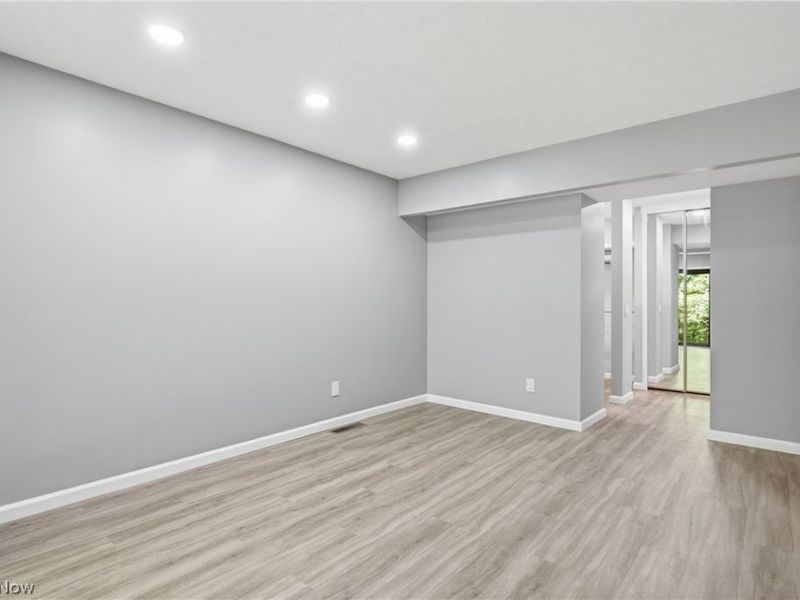 17933 Cliffside Drive, Strongsville, OH 44136 Photo 30