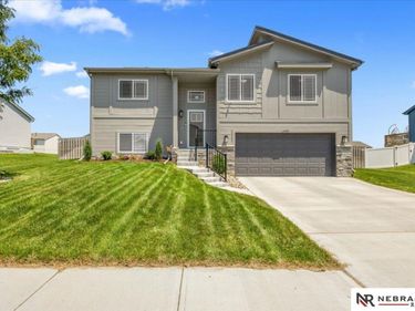 14905 S 18 Street, Bellevue, NE 68123