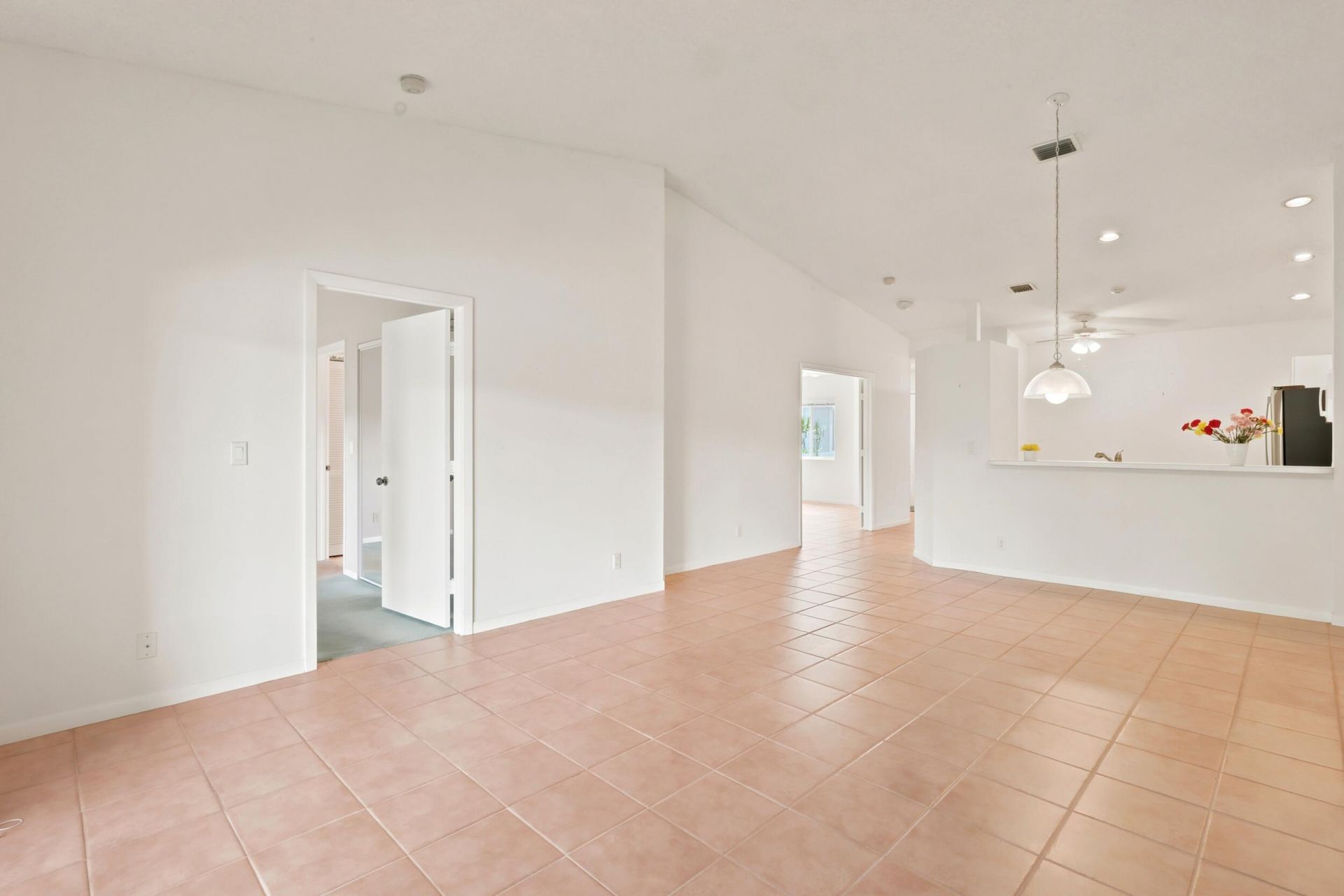 10432 Lake Vista Circle, Boca Raton, FL 33498 Photo