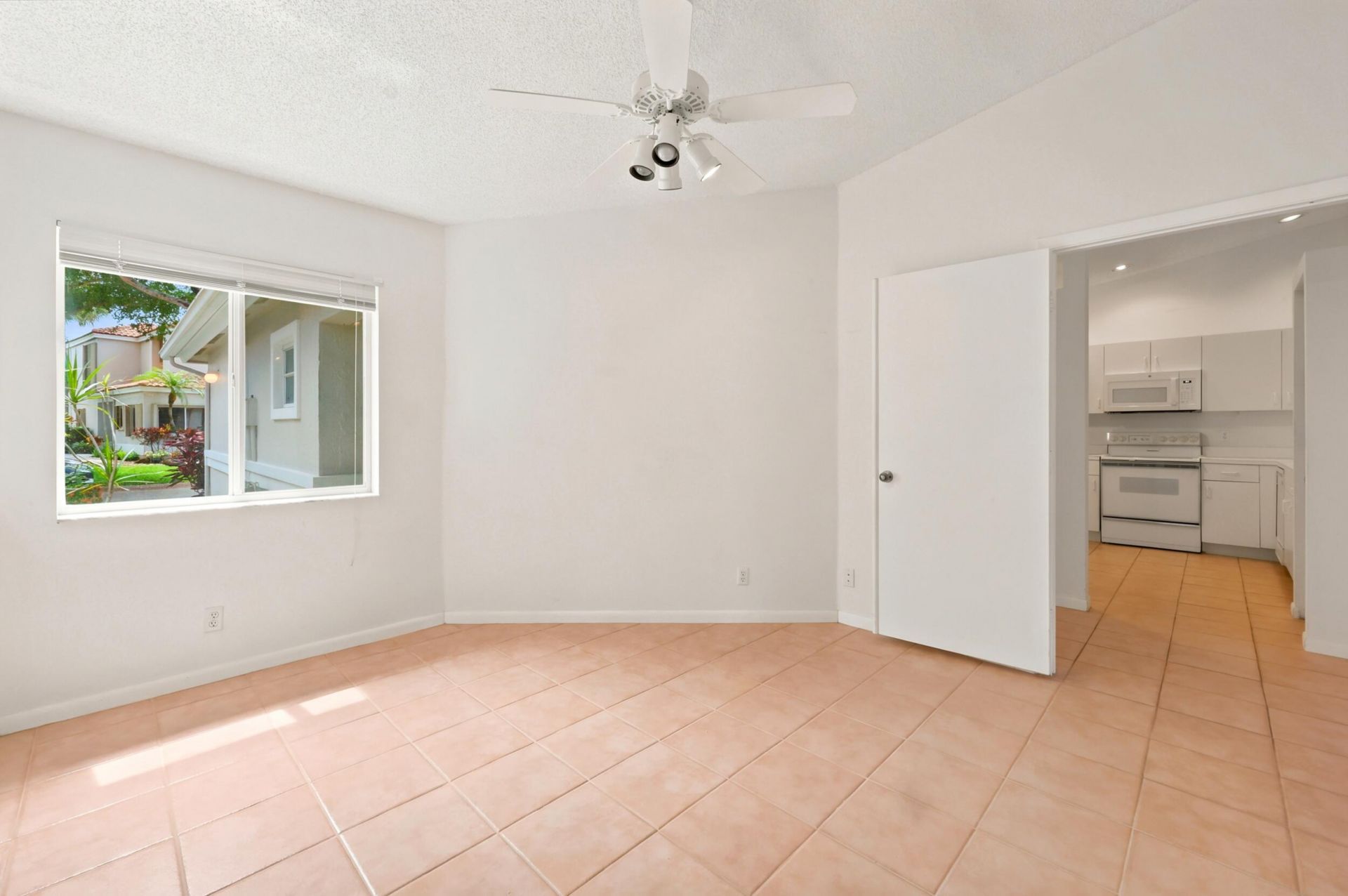 10432 Lake Vista Circle, Boca Raton, FL 33498 Photo
